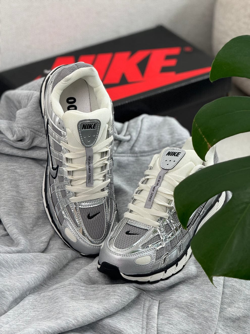 NIKE P-6000