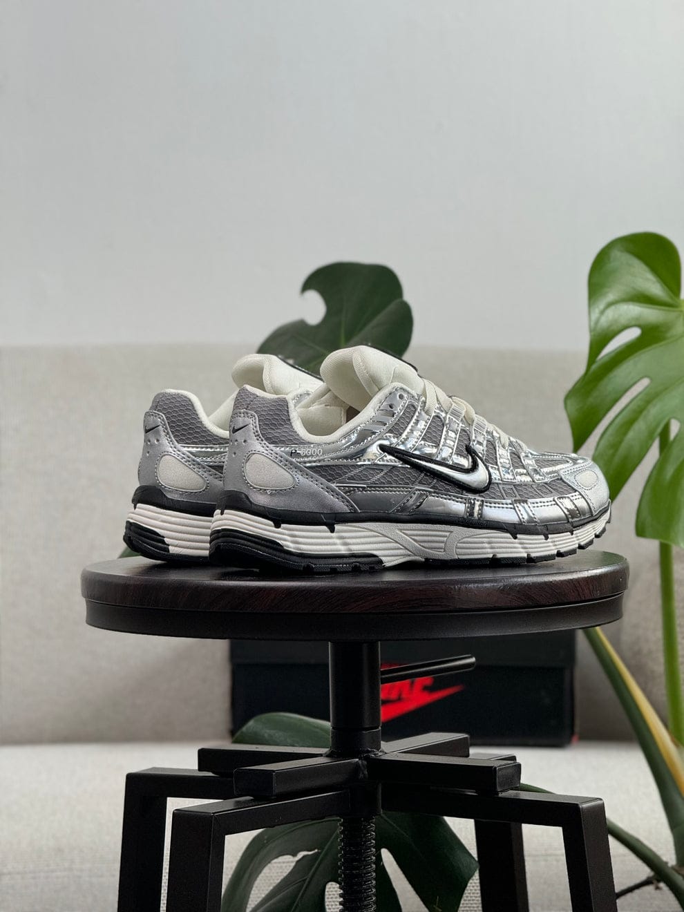 NIKE P-6000